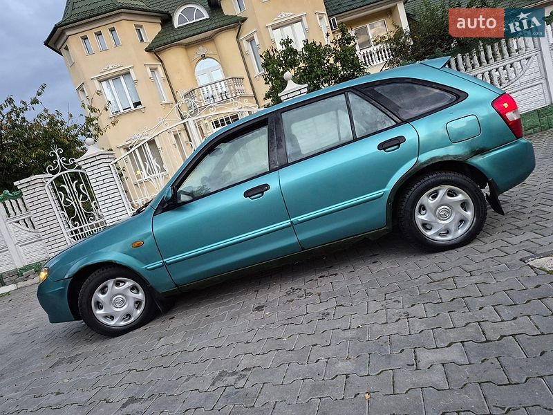 Mazda 323 2002 Mazda 323 2002