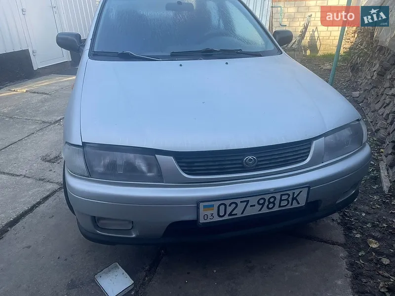 Mazda 323