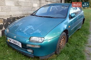 Mazda 323  1998
