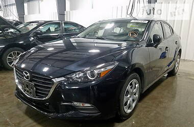 Mazda 3  2018