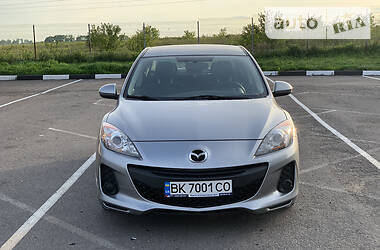 Mazda 3  2011