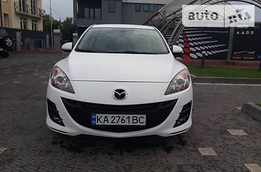 Mazda 3  2010