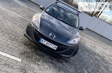 Mazda 3  2010