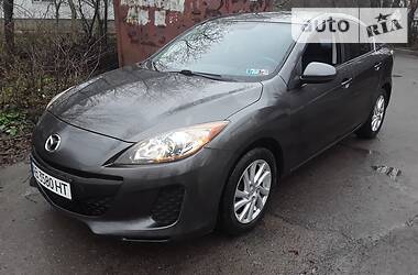 Mazda 3  2011