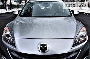 Mazda 3  2011