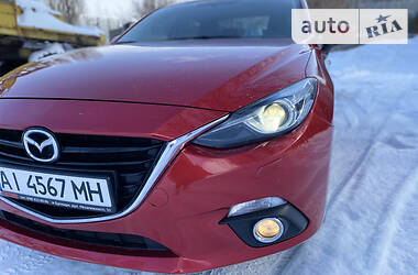 Mazda 3  OFFICIAL RESTYLING 2014