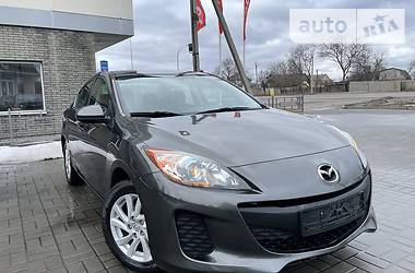 Mazda 3  2011