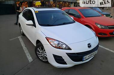 Mazda 3  2012