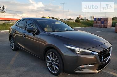 Mazda 3 GRAND TOURING LED 2017