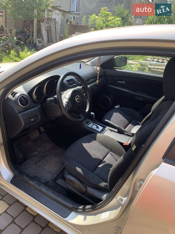 Седан Mazda 3 2006 в Львові