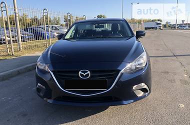 Mazda 3  2015