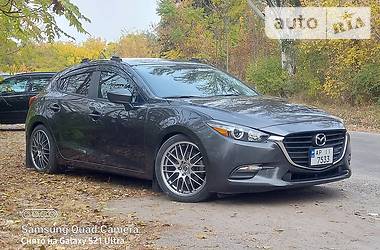 Mazda 3  2016