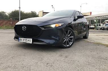 Mazda 3 PREFERRED 2019