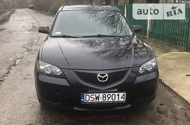 Mazda 3  2004