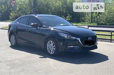 Mazda 3  2017