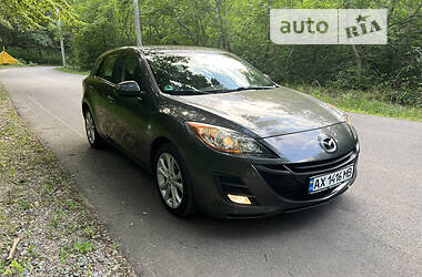 Mazda 3  2009