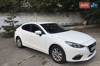 Mazda 3  2015