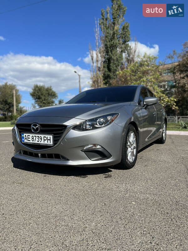 Mazda 3 2016