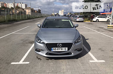 Mazda 3  2018