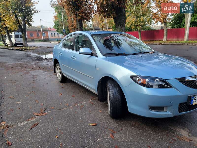 Седан Mazda 3 2007 в Лубнах
