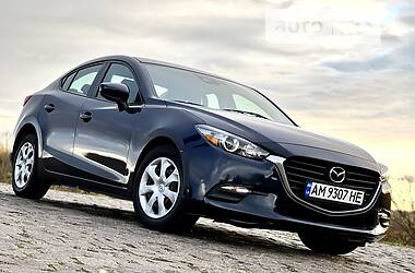 Mazda 3  2018