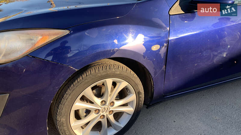 Седан Mazda 3 2009 в Сокирянах