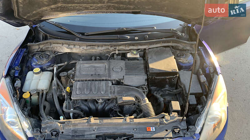 Седан Mazda 3 2009 в Сокирянах