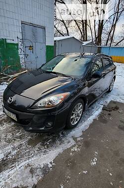 Mazda 3  2011