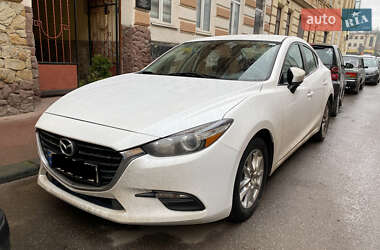 Mazda 3  2017