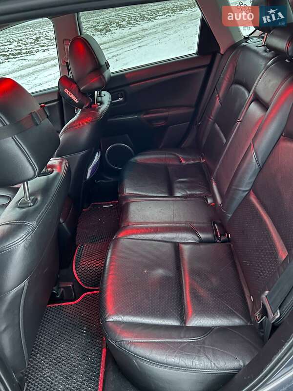 Хэтчбек Mazda 3 2007 в Киеве