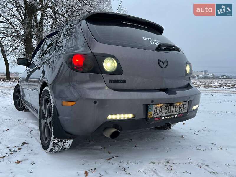 Хэтчбек Mazda 3 2007 в Киеве
