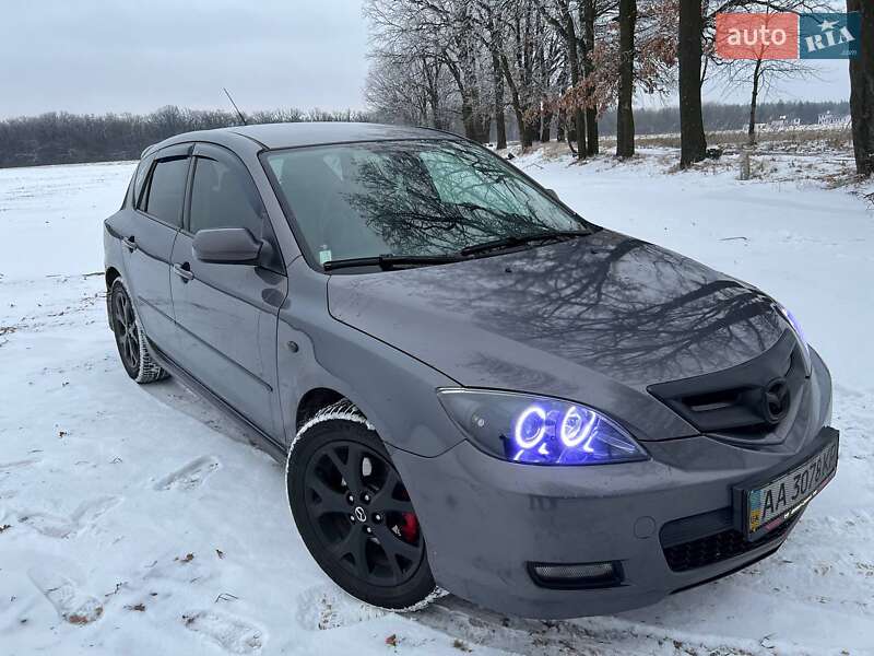 Хэтчбек Mazda 3 2007 в Киеве