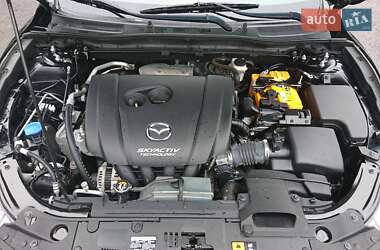 Седан Mazda 3 2015 в Одесі