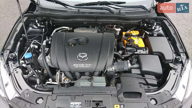 Седан Mazda 3 2015 в Одесі