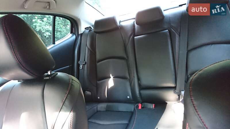 Седан Mazda 3 2015 в Одесі