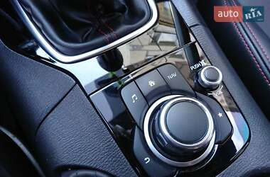Седан Mazda 3 2015 в Одесі