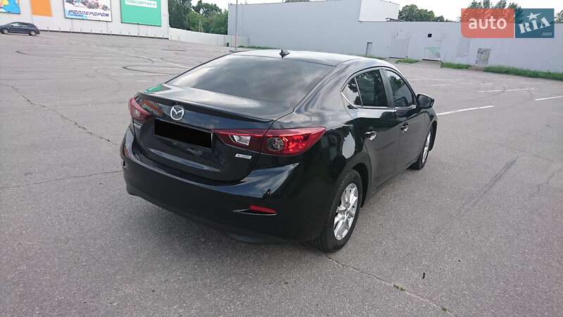 Седан Mazda 3 2015 в Одесі