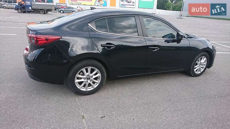 Седан Mazda 3 2015 в Одесі