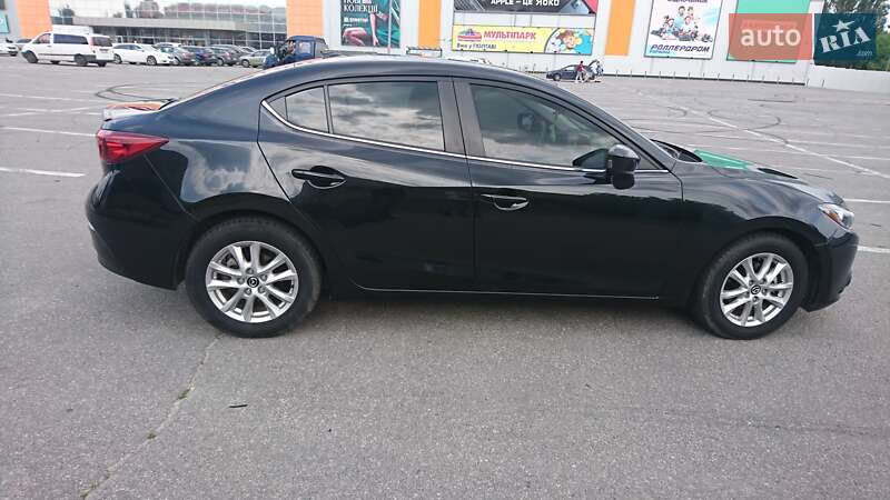 Седан Mazda 3 2015 в Одесі