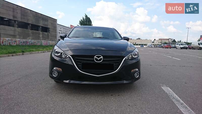 Седан Mazda 3 2015 в Одесі