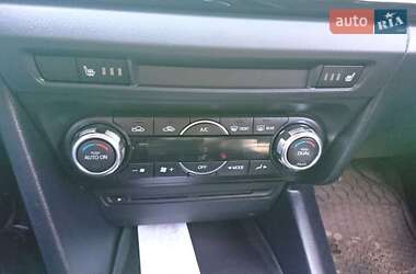 Седан Mazda 3 2015 в Одесі