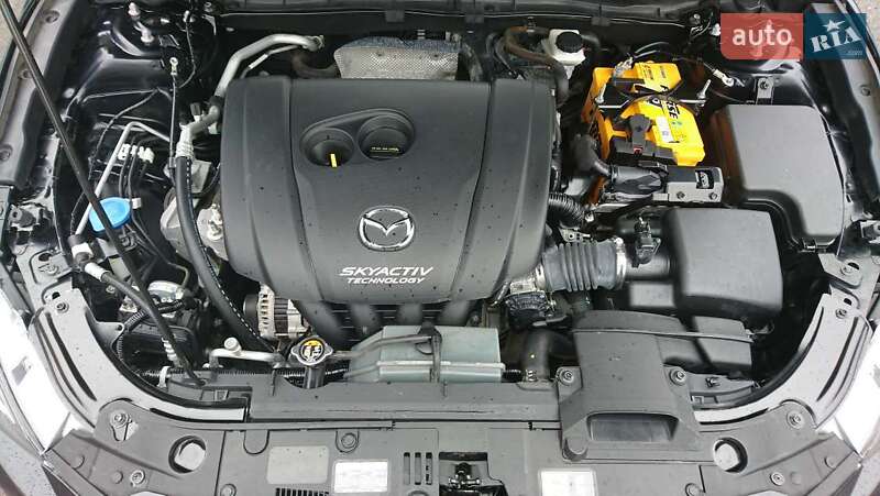 Седан Mazda 3 2015 в Одесі