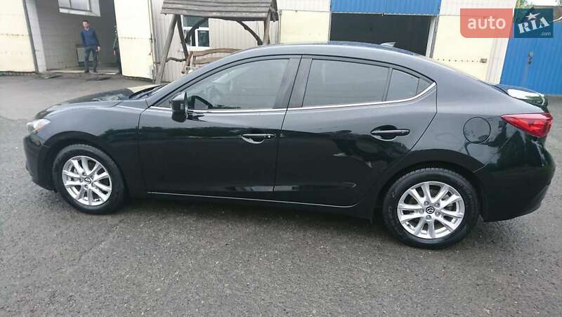 Седан Mazda 3 2015 в Одесі