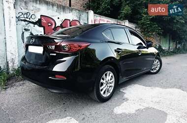 Седан Mazda 3 2015 в Одесі