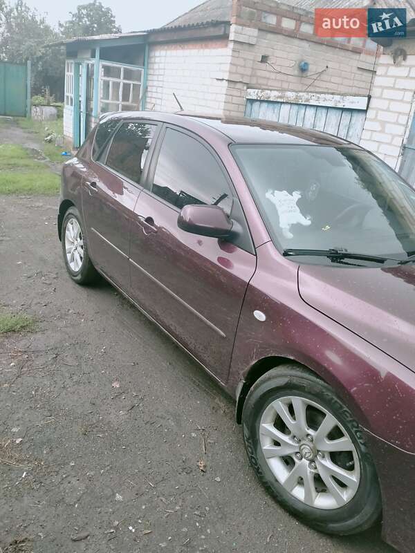 Хэтчбек Mazda 3 2007 в Краснограде