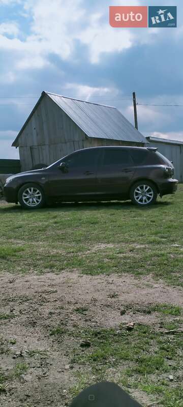 Хэтчбек Mazda 3 2007 в Краснограде