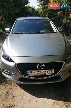Mazda 3  2016