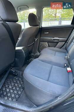 Хетчбек Mazda 3 2004 в Косові фото 6 Хетчбек Mazda 3 2004 в Косові