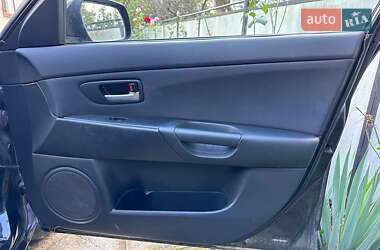 Хетчбек Mazda 3 2004 в Косові фото 9 Хетчбек Mazda 3 2004 в Косові