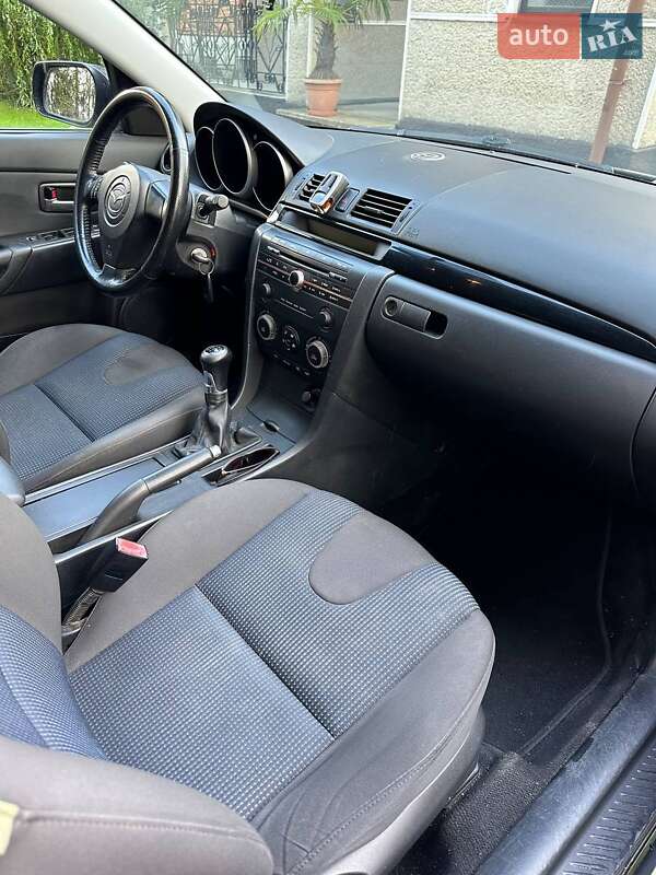 Хетчбек Mazda 3 2004 в Косові фото 10 Хетчбек Mazda 3 2004 в Косові